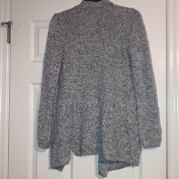 Apt.9 open front beautiful gray white and black blend cardigan - Picture 4 of 4